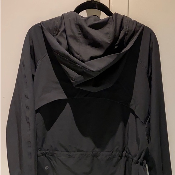 LULULEMON Pack It Up Jacket - Windbreaker - Picture 8 of 11